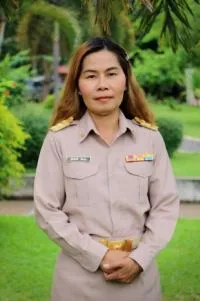 นางสุพรรณวดี เขีนนจูม